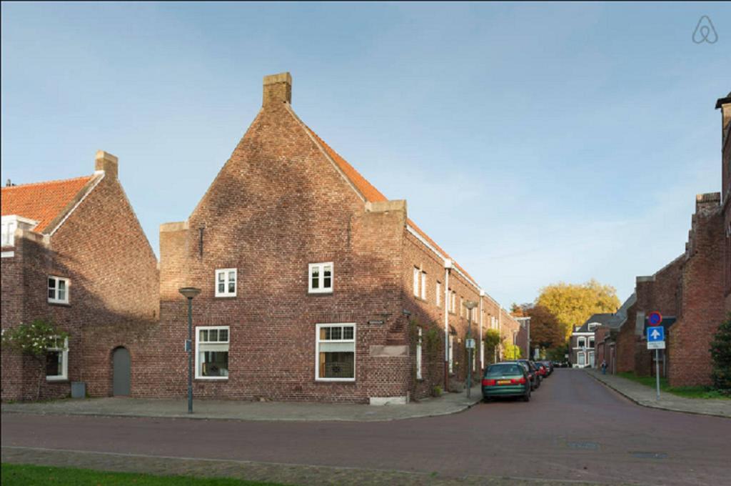 B&B Marienhof Vught Bagian luar foto